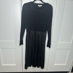 Nanette Lepore Large Black dress long sleeve (r1)
